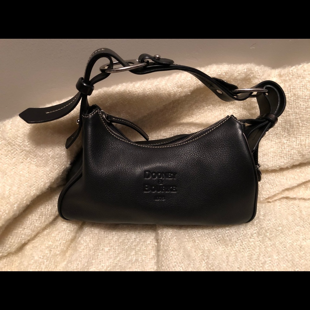 Dooney and Bourke shoulder bag